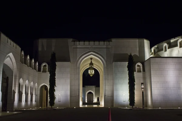 Palatul Al Alam noaptea, Muscat, Oman — Fotografie, imagine de stoc
