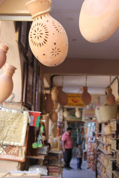 Ένα κατάστημα με σουβενίρ τυπικό σε nizwa πόλη, Ομάν — Φωτογραφία Αρχείου