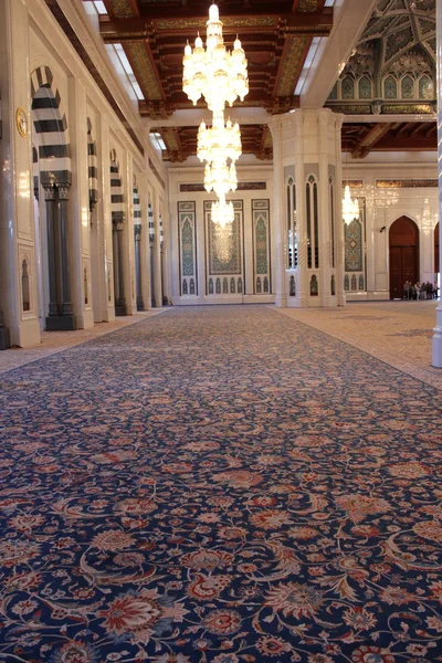 Детали ковра Большой мечети Султана Кабуса — стоковое фото