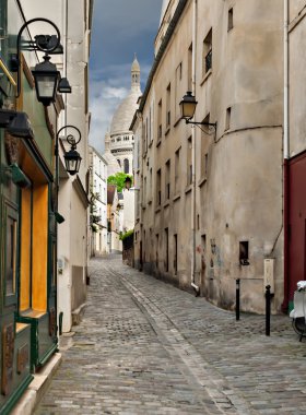 Eski Paris dar sokak