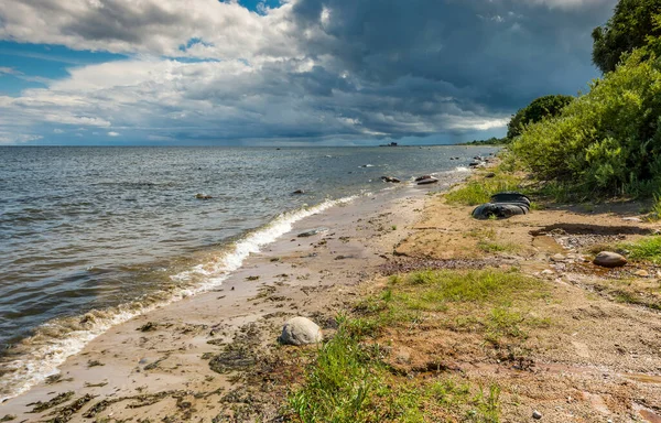 Παράκτια Τοπίο Σύννεφα Καταιγίδας Στον Ορίζοντα Βαλτική Θάλασσα — Φωτογραφία Αρχείου