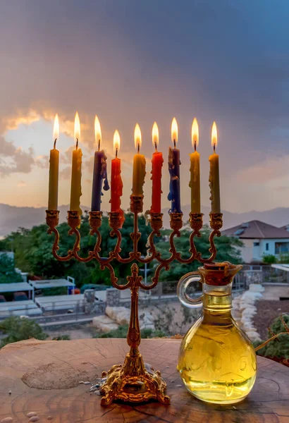 Geleneksel Hanukkah Işık Tatili Sembolleri Olan Mum Yakma Şenliklerinin Yakın — Stok fotoğraf