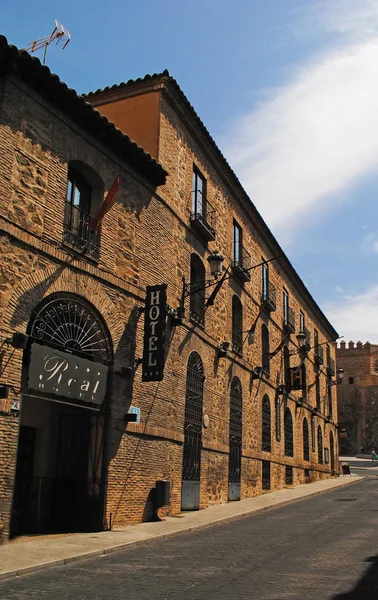Eski Toledo'da bina eski otel — Stok fotoğraf