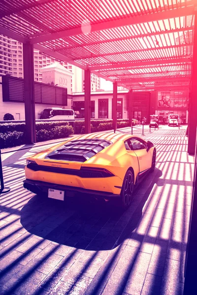 Дубай Объединенные Арабские Эмираты Февраля 2021 Года Роскошный Желтый Автомобиль — стоковое фото
