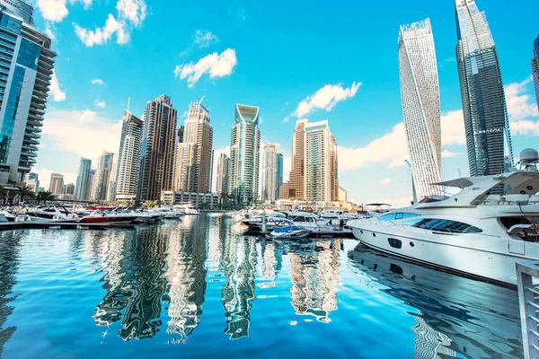 Dubai Emirati Arabi Uniti Febbraio 2021 Veduta Panoramica Uno Yacht — Foto Stock