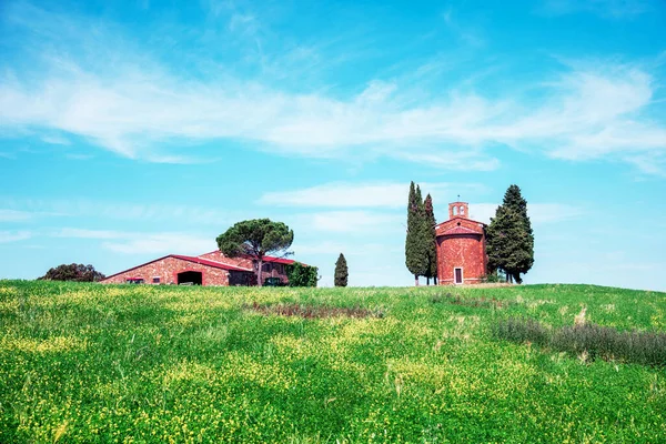 Toscana Italia Mayo 2017 Paisaje Mágico Con Capilla Madonna Vitaleta — Foto de Stock