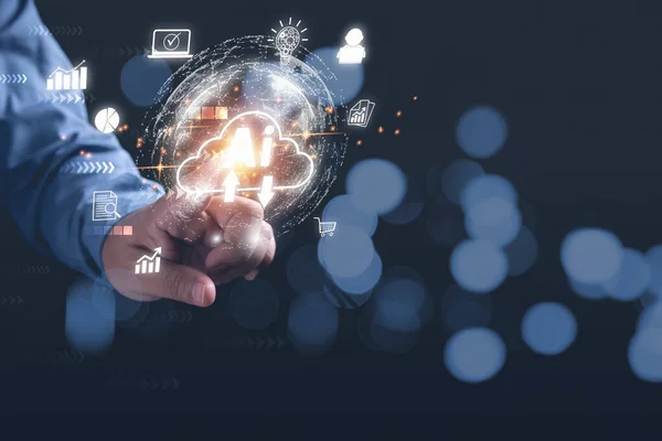 İş adamı, yapay zeka ve sanal dünya, ağ ve veri bilgileriyle ikon bulut hesaplamasına dokunuyor. Koruma veritabanı, iş, internet dijital ağı, teknoloji kavramı.