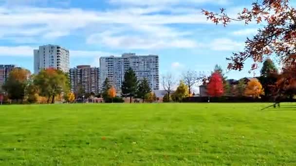 Lifestyle Apartment Living View Public Park — Vídeo de Stock