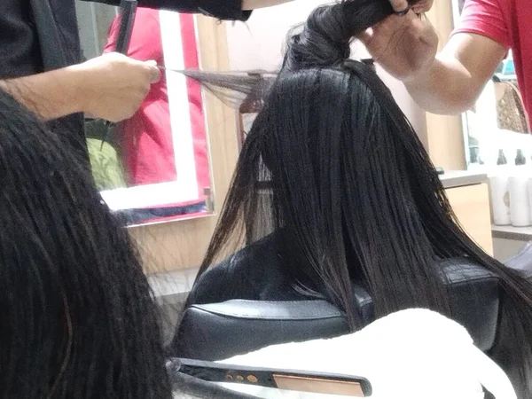 Female Hair Straightening Treatments Beauty — Stock fotografie