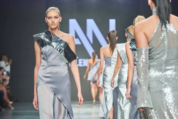 Října 2021 Moskva Rusko Mercedes Benz Fashion Week Rusko Model — Stock fotografie