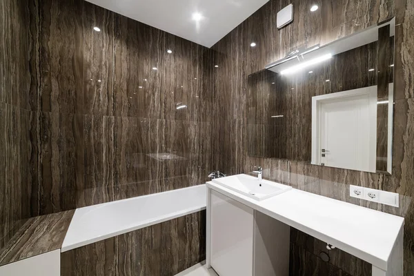 Bathroom White Countertop Mirror — Stock Photo, Image