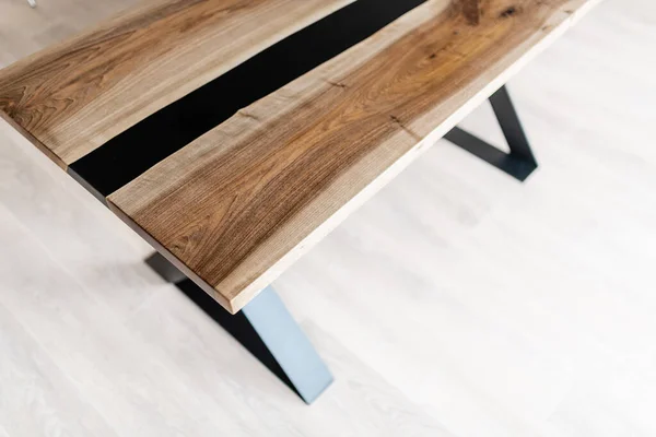 Mesa Madera Natural Epoxi Negro — Foto de Stock