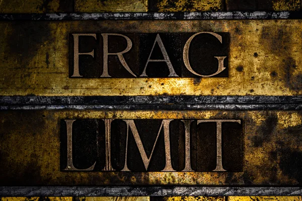 Frag Limit Szöveges Üzenet Texturált Grunge Réz Vintage Arany Háttér — Stock Fotó