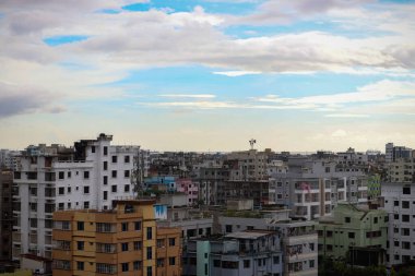 Chittagong şehrinin binalarla dolu bir bölgesi. Agrabad, Chittagong, Bangladeş.
