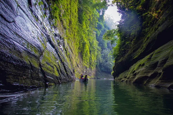Debotakhum şelale yolunun manzarası, Bandarban