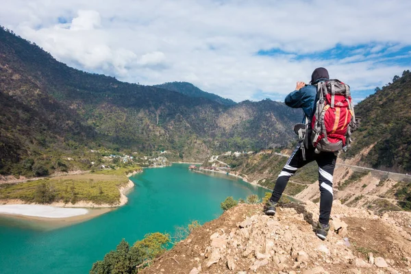 January 21St 2022 Srinagar Uttarakhand India Male Tourist Backpack Taking — Stock fotografie