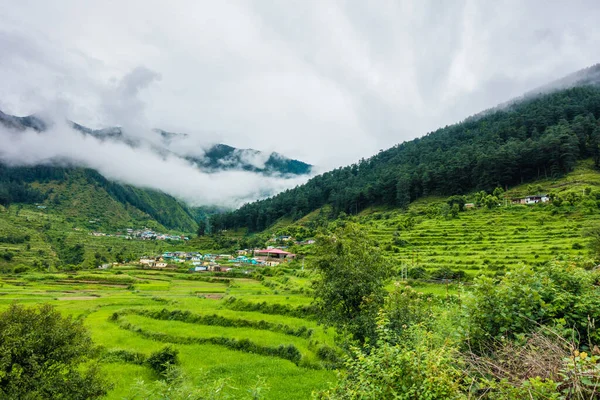 Wide Angle Shot Village Mountains Lower Himalayan Region Uttarakhand State — Stock Photo, Image