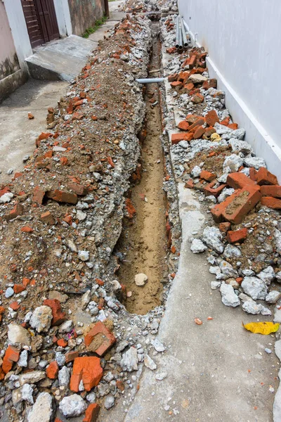 Maio 2022 Cidade Dehradun Índia Trench Escavação Nas Ruas Para Fotos De Bancos De Imagens Sem Royalties
