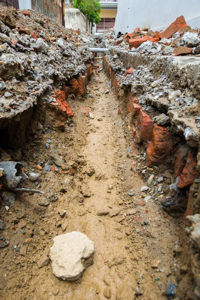 Mayo 2022 Ciudad Dehradun India Excavación Zanjas Las Calles Para Imagen De Stock