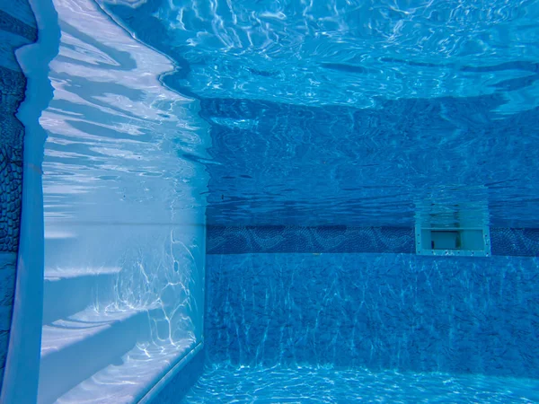 Serene Relaxing View Pool Steps Dappled Light Rippling Walls Floor — Stockfoto