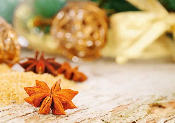 Tarjeta de felicitación de Navidad en tono dorado —  Fotos de Stock