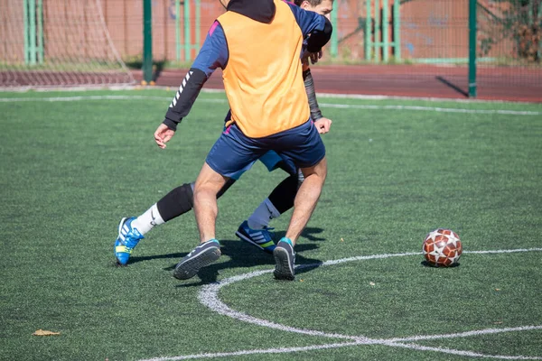 Football Rue Ukraine Les Garçons Jouent Football Sur Terrain Sport — Photo