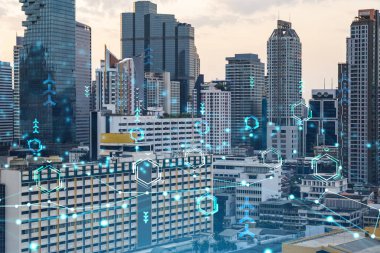 Parlak teknolojik süreç hologramı, gün batımında Bangkok 'un havadan panoramik manzarası. Güneydoğu Asya 'daki en büyük yenilikçi teknoloji merkezi. Çoklu pozlama.