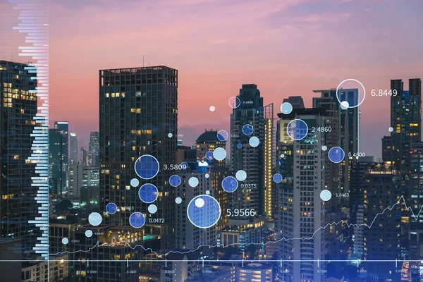 Pazar davranışı hologramı, günbatımı panoramik şehir görüntüsü, Güneydoğu Asya 'da mali derece alabilmek için popüler bir yer. Finansal veri analizi kavramı. Çift pozlama.