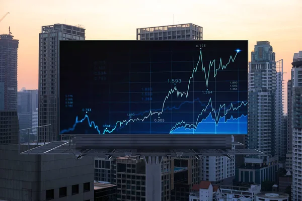 İlan panosunda parlayan FOREX grafiği, gün batımında Bangkok 'un panoramik şehir manzarası. Güneydoğu Asya 'da hisse ve tahvil ticareti. Fon yönetimi kavramı. — Stok fotoğraf