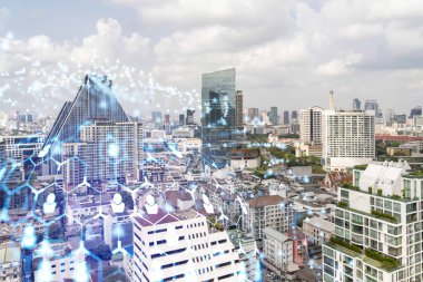 Sosyal medya, Bangkok, Güneydoğu Asya 'nın Panorama şehri manzarası üzerinde hologramı simgeliyor. Halkla ilişkiler, bağlantılar ve kariyer fırsatları kavramı. Çift pozlama.