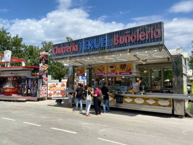 Barselona, İspanya, 15 Mayıs 2022: Barselona 'da bir fuarda churreria