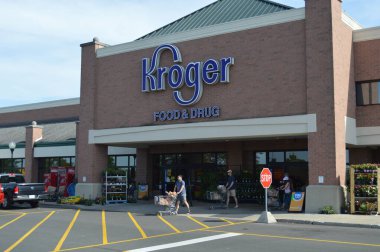 Columbus, OH Temmuz 2017: Kroger Süpermarketi. Kroger Co., dünyanın en büyük market perakendecilerinden biri..