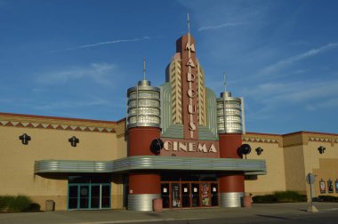 Columbus, OH / USA- 24 Temmuz 2017: Marcus Tiyatroları Ultra Screen DLX teknolojisi