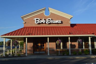 Columbus, OH - 24 Temmuz 2017: Bob Evans restoranının 18 eyalette 500 'den fazla yeri var.