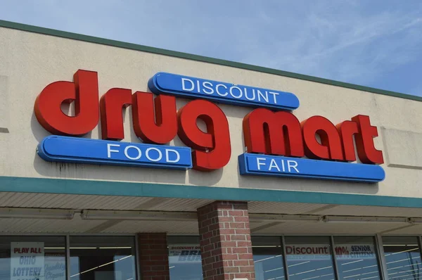 Columbus Usa July 2018 Discount Drug Mart Popular Midwest — Foto de Stock