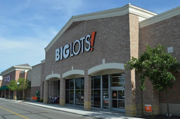 Columbus Usa July 2017 Big Lots Retail Store Exterior Big Royalty Free Stock Images