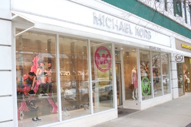 Columbus, Ohio / ABD 28 Şubat 2019: Michael Kors lüks bir çanta ve aksesuar tasarımcısı.
