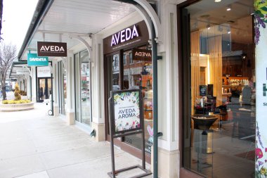 Columbus, Ohio / ABD 28 Şubat 2019: Easton Şehir Merkezi 'ndeki Aveda Mağazası