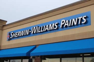 Columbus, OH / USA 10 Nisan 2019: Sherwin-Williams Company, Amerika Birleşik Devletleri 'nin genel yapı malzemeleri endüstrisinde faaliyet gösteren ve iç ve dış boya tedariği alanında uzmanlaşmış bir şirkettir..
