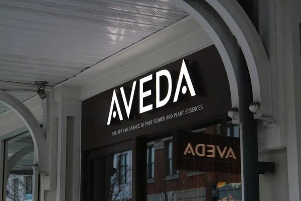2019年2月28日 美国俄亥俄州哥伦布 伊斯顿市中心的Aveda商店 — 图库照片