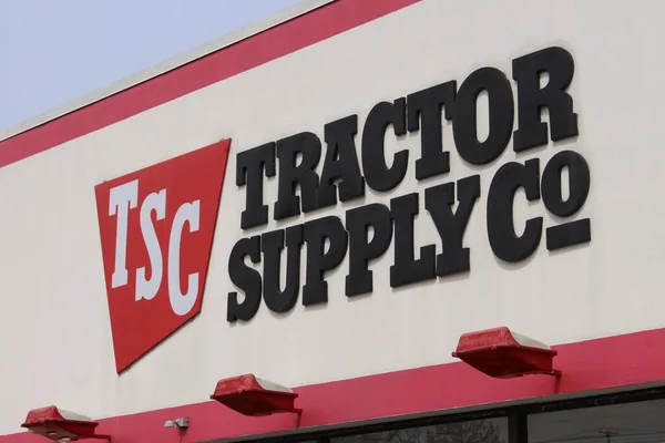 Pickerington, OH / USA 11 Nisan 2019 Traktör Tedarik Şirketi bir donanım ve araç tedarikçisidir..
