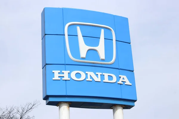 Columbus Eua Abril 2019 Honda Motor Logotipo Sinal Honda Fabrica — Fotografia de Stock