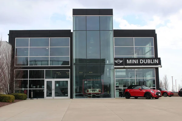 Columbus Ohio Mars 2022 Mag Automotive Bmw Dealership — Stockfoto