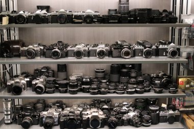 Columbus, Ohio / ABD 27 Mart 2019: Ortabatı Fotoğraf Takası Columbus 'ta popüler bir kamera / video perakendecisi..