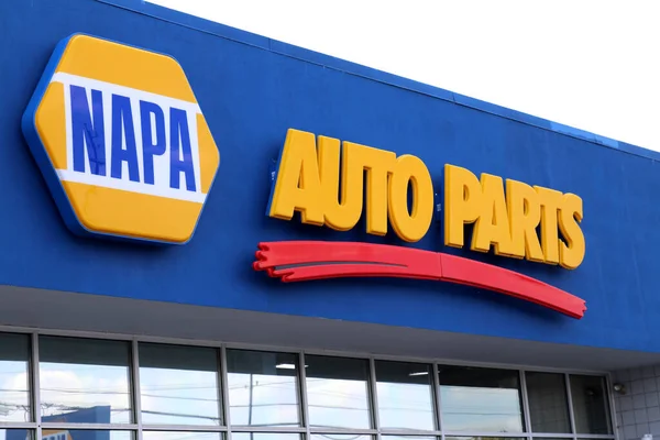 Columbus Ohio Usa May 2020 Napa Auto Parts Store — 스톡 사진
