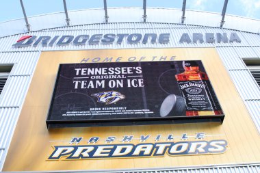 Nashville, Tenn, 15 Şubat 2020 Bridgestone Arena, Nashville şehir merkezinde 1996 yılında tamamlanmış ve Ulusal Hokey Ligi 'nin Nashville Predators takımının evidir.