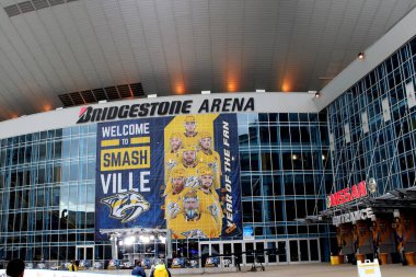 Nashville, Tenn, 15 Şubat 2020 Bridgestone Arena, Nashville şehir merkezinde 1996 yılında tamamlanmış ve Ulusal Hokey Ligi 'nin Nashville Predators takımının evidir.
