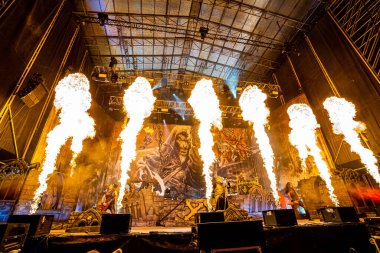 Alman müzik grubu Powerwolf 'un Power Metal konseri, Villena, Alicante' deki Rock Efsaneleri Festivali 'nin XV versiyonunda.