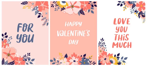 Set Valentine Day Greeting Cards Decorated Floral Elements Lettering Quotes — Vetor de Stock