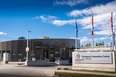 Calgary Alberta Kanada, 7 Ekim 2021: Calgary Acil Operasyonlar Merkezi Belediye Binası.